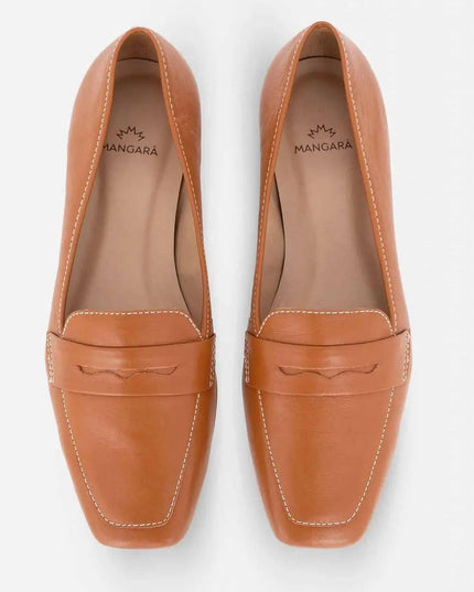 Cipó Beige Leder-Loafer mit eckiger Spitze – Flach