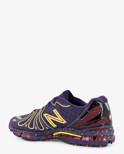 18909 mesh sneakers with contrasting side logo
