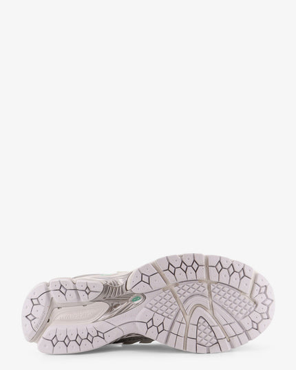190611 technical fabric sneakers with logo on the side