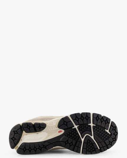 2002R mesh sneakers with suede inserts