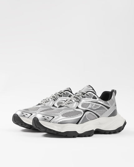 Casual shoes