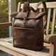 Dunkelbrauner Roll-Top-Lederrucksack – Für Laptops – IULIUS-3