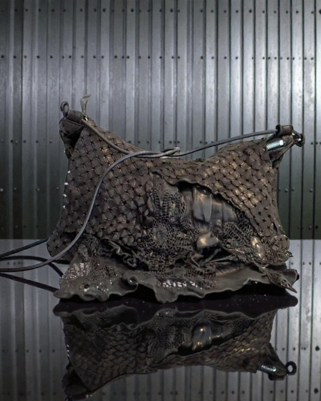 Sac en cuir unique découpé au laser