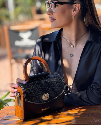 Bolso de Cuero con Solapa patron Cocodrilo  y Laterales de Madera – IULIUS-1