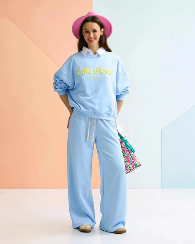 Côte d’Azur Sweatpants & Sweatshirt in Pastellblau
