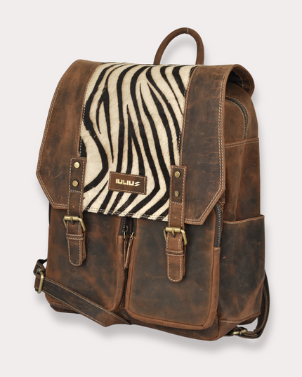 Mochila de Cuero Full Grain con Solapa Animal Print – Portátil 15,6” – IULIUS-0