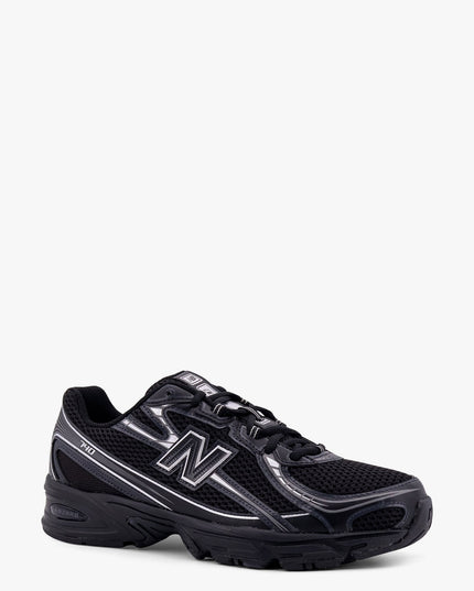 740 mesh sneakers with logo on the side