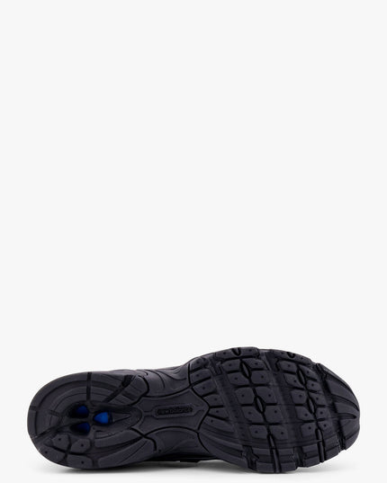 740 mesh sneakers with logo on the side