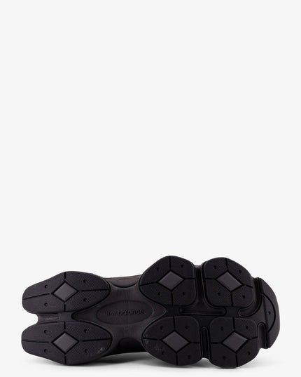 740 mesh sneakers with logo on the side