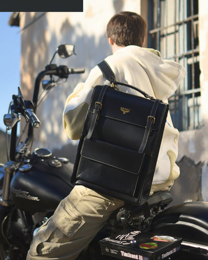 Leather business backpack for 15.6" laptops – Business Style – IULIUS