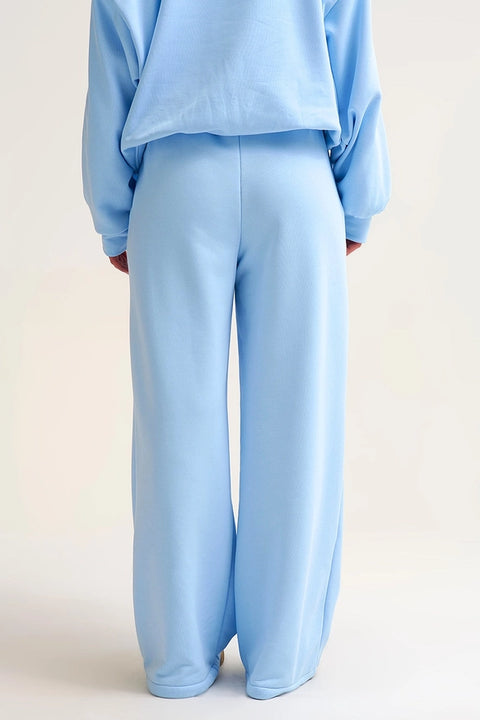 Côte d’Azur Sweatpants & Sweatshirt in Pastellblau