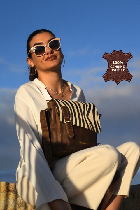 Bandolera de Cuero Genuino con Solapa de Pelo Natural Estampado Cebra – IULIUS-1