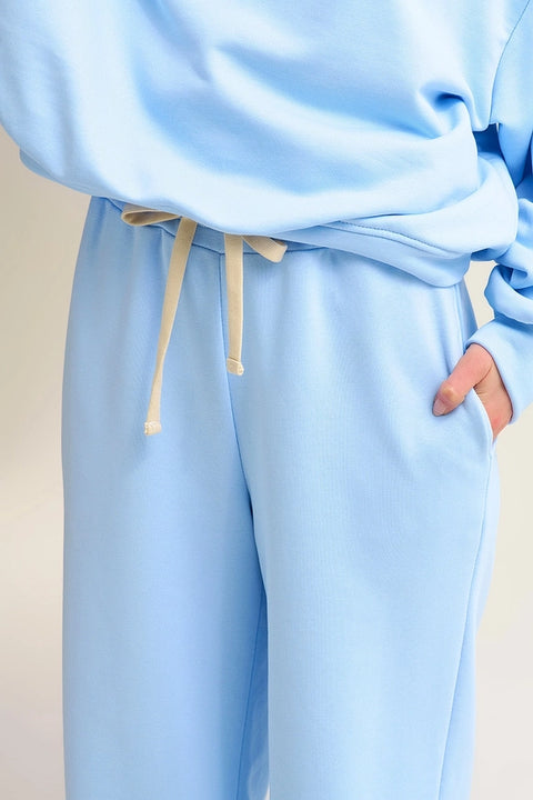 Côte d’Azur Sweatpants & Sweatshirt in Pastellblau