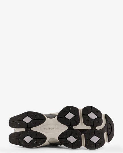 9060 low-top mesh sneakers