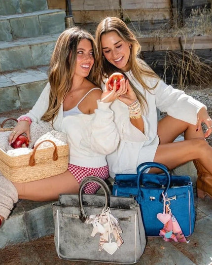 "The London" Samt - Tragetasche von Malibu Sugar - ModeEcho