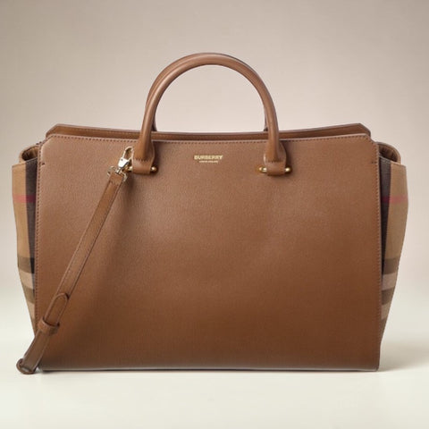 BURBERRY BANWELL MEDIUM LEATHER BAG - ModeEcho
