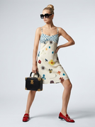 Milk white large floral / S