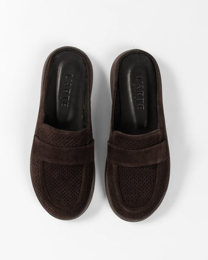 Women's leather clogs