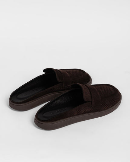 Women's leather clogs