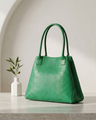 ZEEN | LOLA Schultertasche | Python-Prägung | Grün
