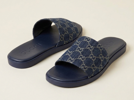 GUCCI Denim Sliders mit GG-Motiv
