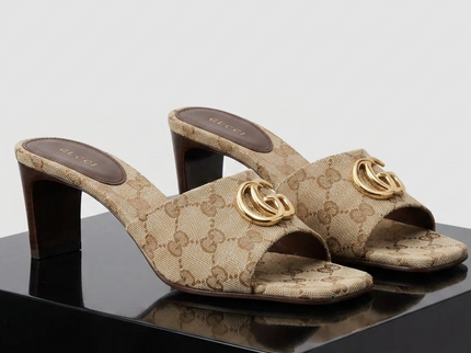 Gucci GG Sandalen – GG-Stoff mit Metall-Logo | Beige | Damen