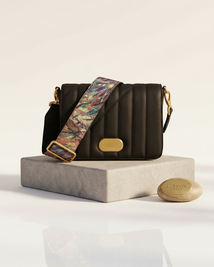 Iris Schultertasche in Schwarz – LaBante London