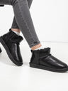 Women's leather boots with insulation