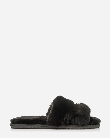 Women's indoor slippers