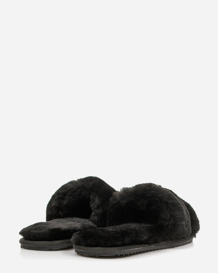 Women's indoor slippers