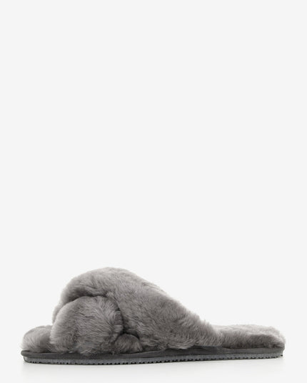 Women's slippers