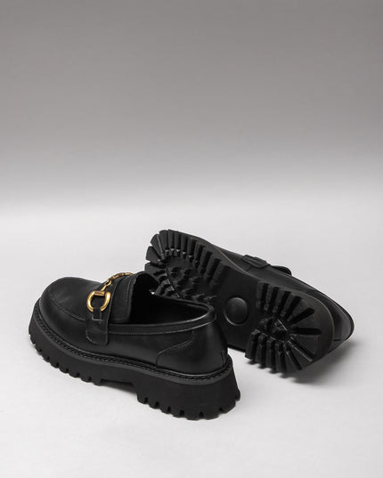 Women's leather shoes