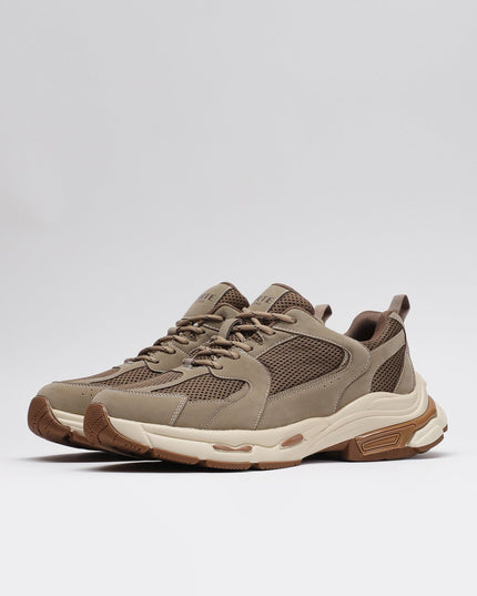 Casual shoes
