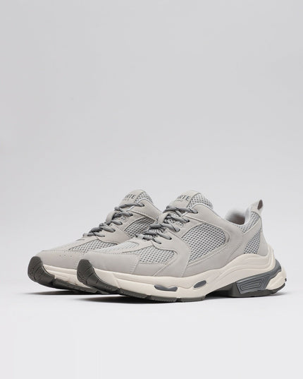 Casual shoes