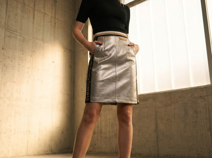 Damen Limited Edition UPPER EAST SIDE Midi-Rock | GARMENT DISTRICT Kollektion | BYMANYC ® New York