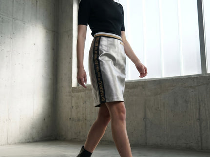 Damen Limited Edition UPPER EAST SIDE Midi-Rock | GARMENT DISTRICT Kollektion | BYMANYC ® New York