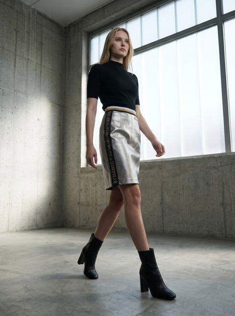 Damen Limited Edition UPPER EAST SIDE Midi-Rock | GARMENT DISTRICT Kollektion | BYMANYC ® New York