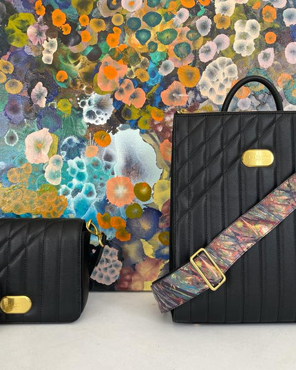 Iris Schultertasche in Schwarz – LaBante London