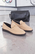 37 / Beige