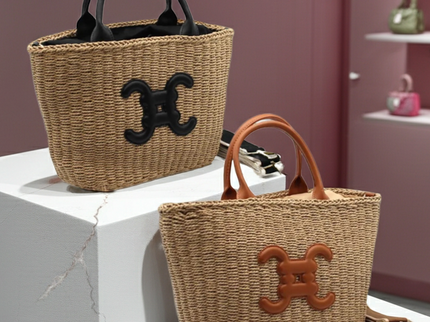 Basket handbag with CC logo in 2 colors