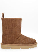 Brown / 38