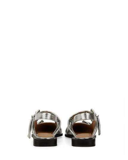 BALLERINA WITH BUCKLE