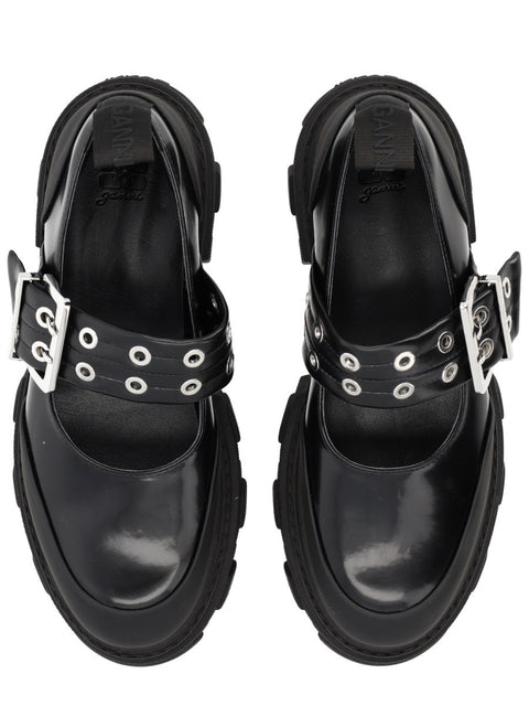 BALLERINA WITH LOGO BUCKLE