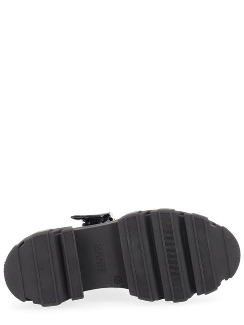 BALLERINA WITH LOGO BUCKLE