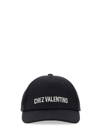 BASEBALL CAP WITH EMBROIDERY