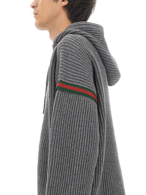 CASHMERE AND WOOL SWEATER