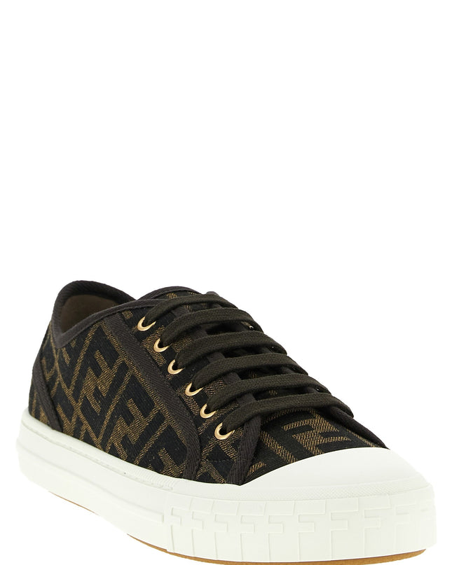 'Chunky' sneakers
