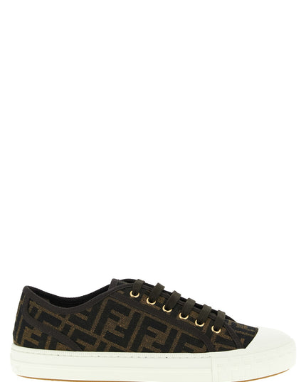 'Chunky' sneakers