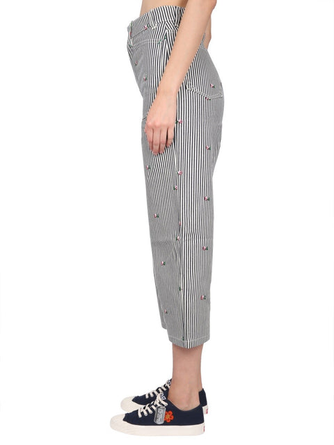 CROPPED FIT JEANS
