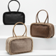 ST - HONORÉ Tasche in Wildlederoptik mit Pelzbesatz - ModeEcho